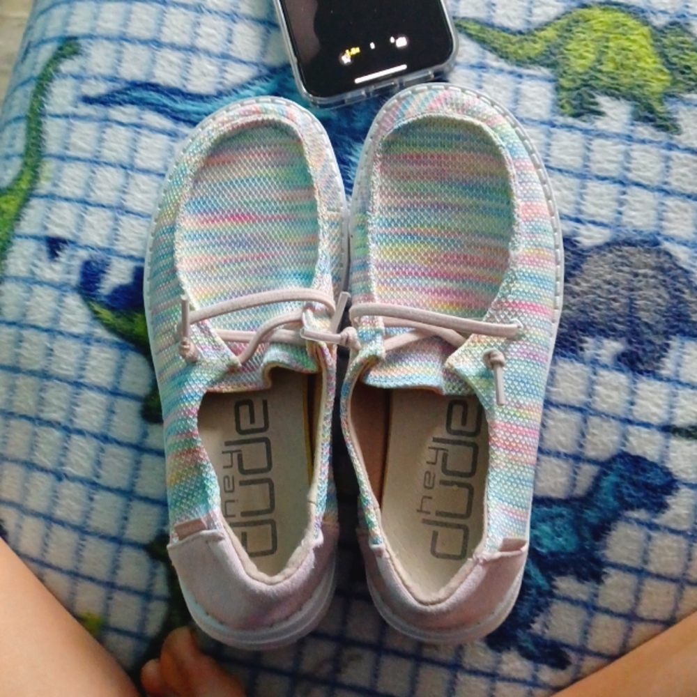 Pastel hey dudes